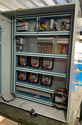 Diseño de tablero de control industrial para sistemas de electricidad